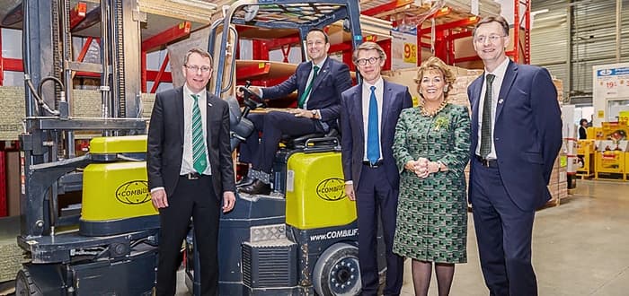 Combilift signs €1M contract with Kingfisher Group in France.