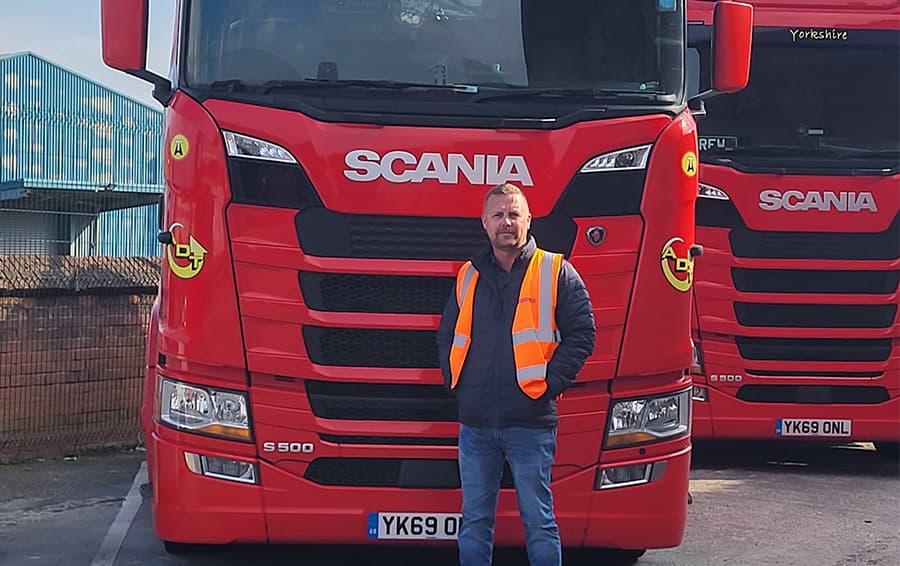 West Yorkshire haulier speeds into new era with Pallet-Track